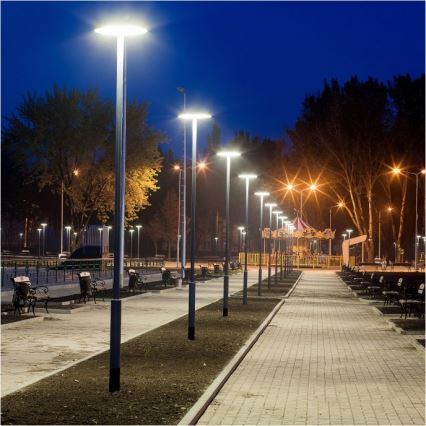 Solarná lampa LED zewnętrzna z czujnikiem SOLSUMI LED/25W/3,2V IP54 25000 mAh + zdalne sterowanie