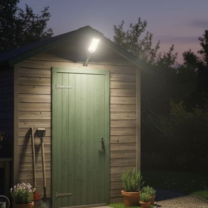 LED solarna latarnia uliczna z funkcją ściemniania i czujnikiem VENICE LED/200W/3,2V 12000 mAh IP65 czarna + zdalne sterowanie