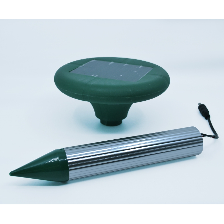 Solarny odstraszacz kretów