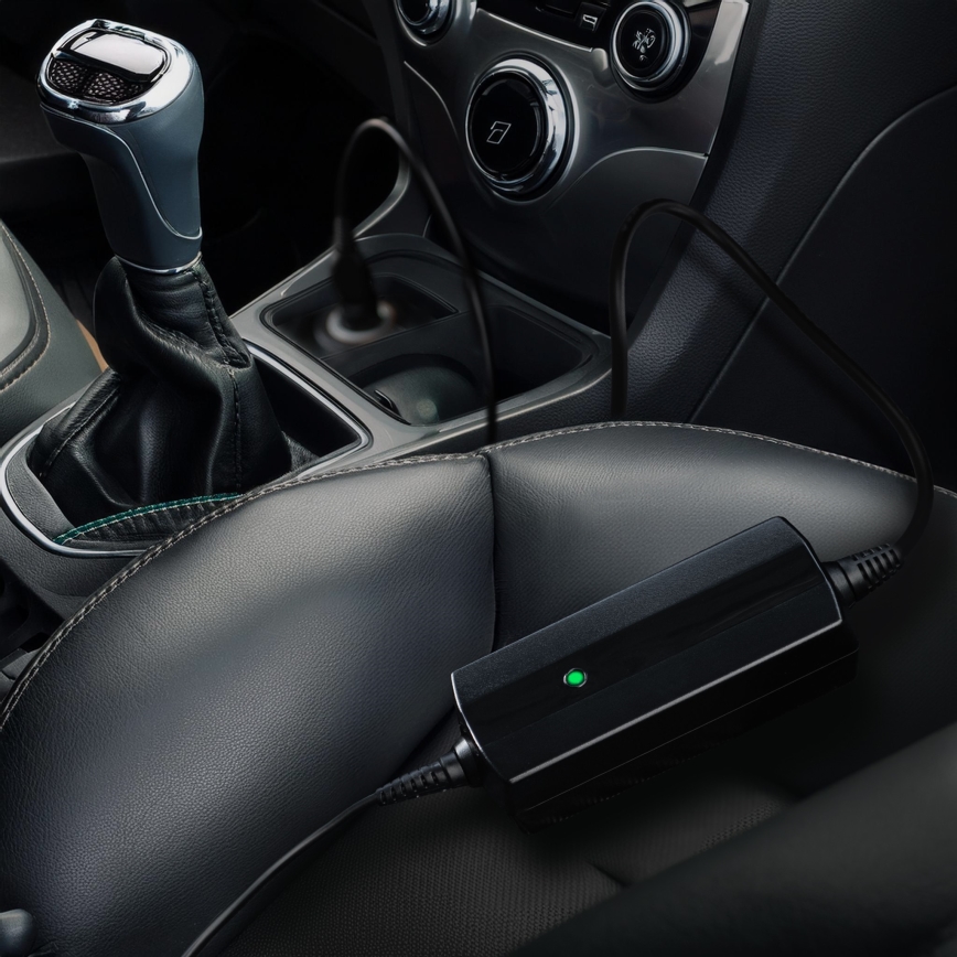 Szybka ładowarka samochodowa USB-C 65W z Power Delivery