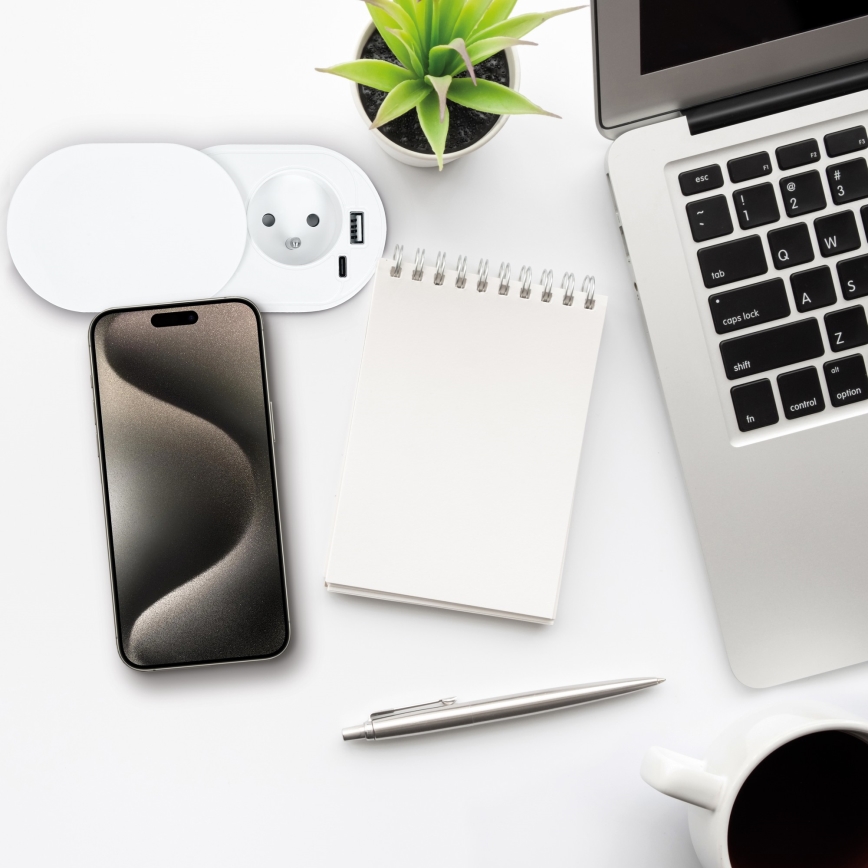 Gniazdko podtynkowe 20 W, 1 gniazdo + USB A+C, białe