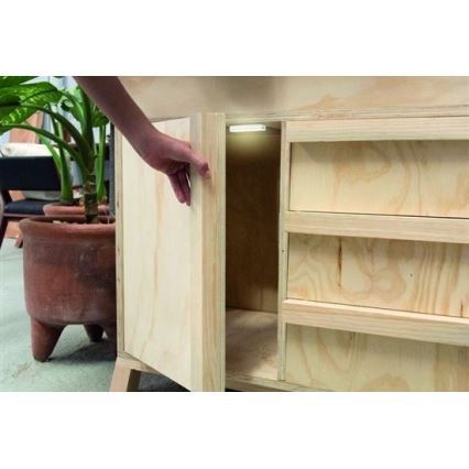 LED Oświetlenie szafy LED/0,5W/2xAAA