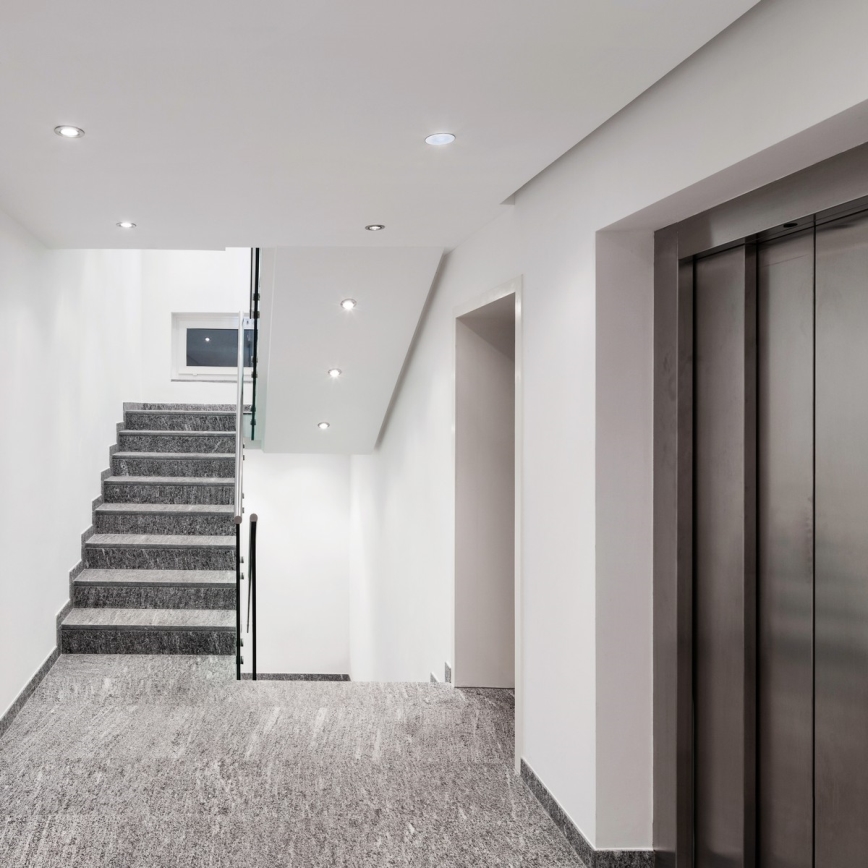 LED awaryjna wpuszczana oprawa sufitowa LED/1,5W/230V 1800 mAh