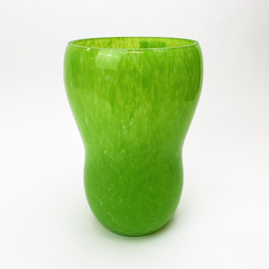 Szklany wazon 23 cm zielony