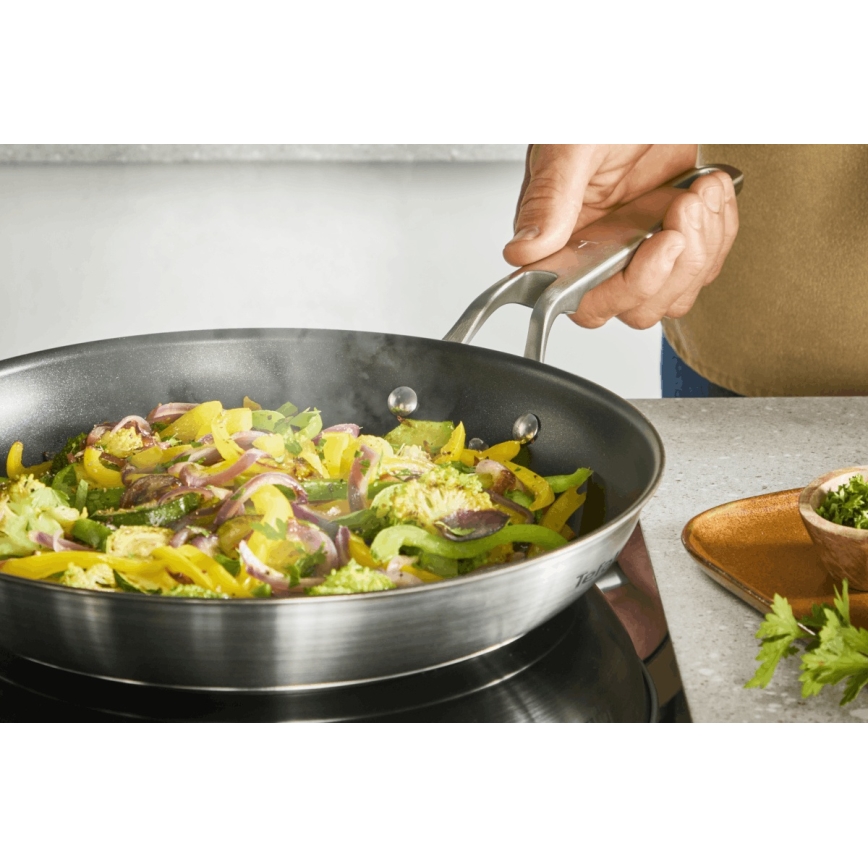 Tefal - Patelnia EXTREME 28 cm ze stali nierdzewnej