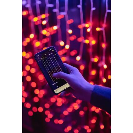 Twinkly - LED RGBW Ściemnialna zewnętrzna kurtyna bożonarodzeniowa CURTAIN 210xLED 6,1m IP44 Wi-Fi