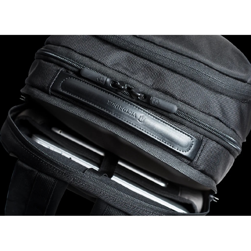 Victorinox - Plecak na laptop Altmont Professional Deluxe 24 l czarny