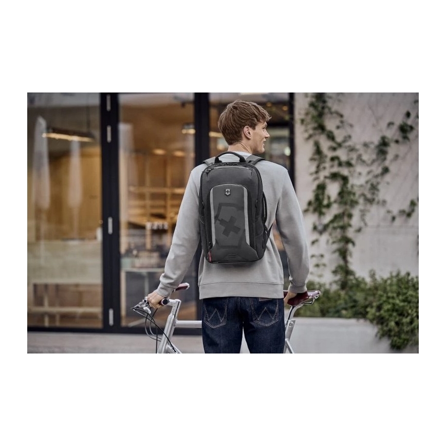 Victorinox - Rozszerzalny plecak Touring 2.0 Traveler 33 l czarny
