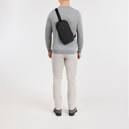 Victorinox - Torba na ramię Altmont Modern 4 l czarna