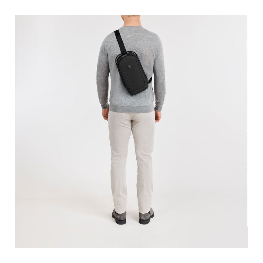 Victorinox - Torba na ramię Altmont Modern 4 l czarna