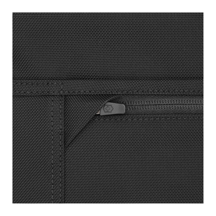 Victorinox - Torba na ramię Mythic 2 l czarna