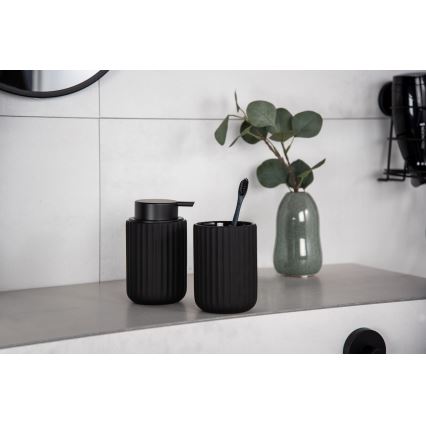 WENKO 24804100 - Dozownik mydła BELLUNO 8x13,5 cm czarny