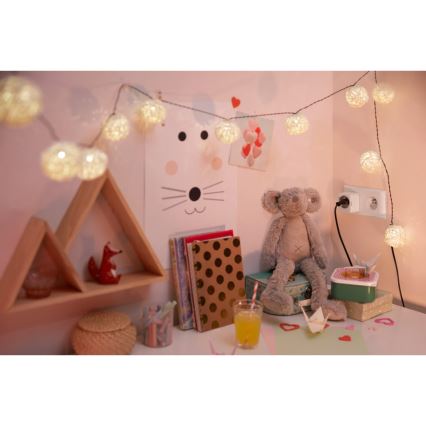 WiZ - Inteligentne gniazdo F 2300W + powermetr Wi-Fi SCHUKO