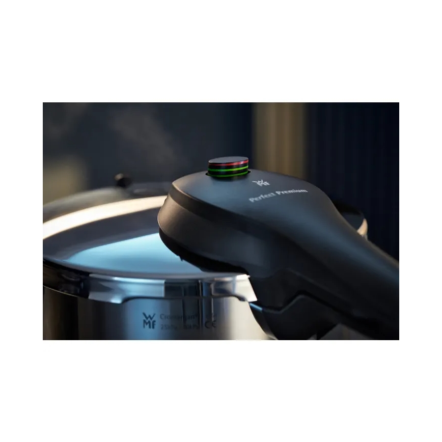 WMF - Garnek ciśnieniowy 4,5 l PERFECT PREMIUM ze stali nierdzewnej