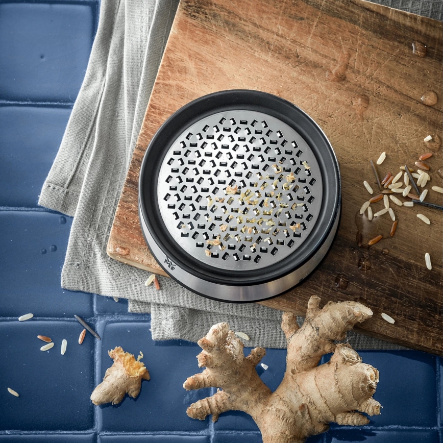 WMF - Tarka do imbiru, średnica 9 cm, stal nierdzewna/czarna