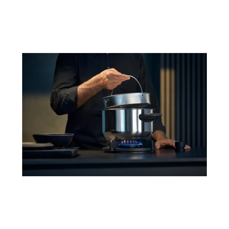 WMF - Zestaw szybkowarów 8,5 l + 4,5 l PERFECT ze stali nierdzewnej