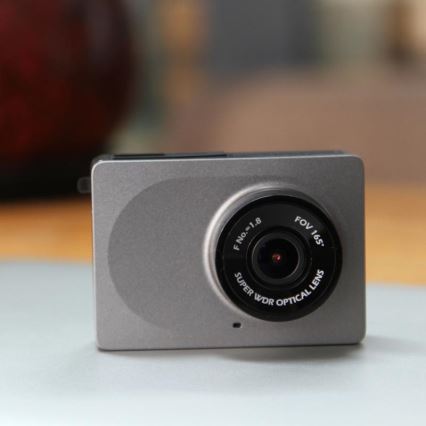 Xiaomi YI – Inteligentna kamera samochodowa SMART DASH Szary