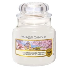 Yankee Candle - Świeca zapachowa SAKURA KWIATEK FESTIVAL mała 104g 20-30 godziny