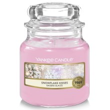 Yankee Candle - Świeca zapachowa SNOWFLAKE KISSES mała 104g 20-30 godziny