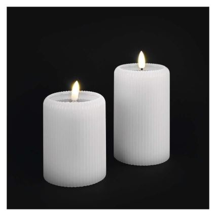 Zestaw 2x świec LED, zasilanie 4xAA + pilot zdalnego sterowania