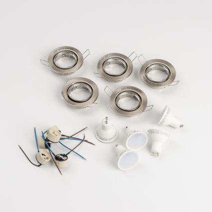 Zestaw 5 opraw wpuszczanych sufitowych do łazienki 1xGU10/4W/230V IP23 matowy chrom