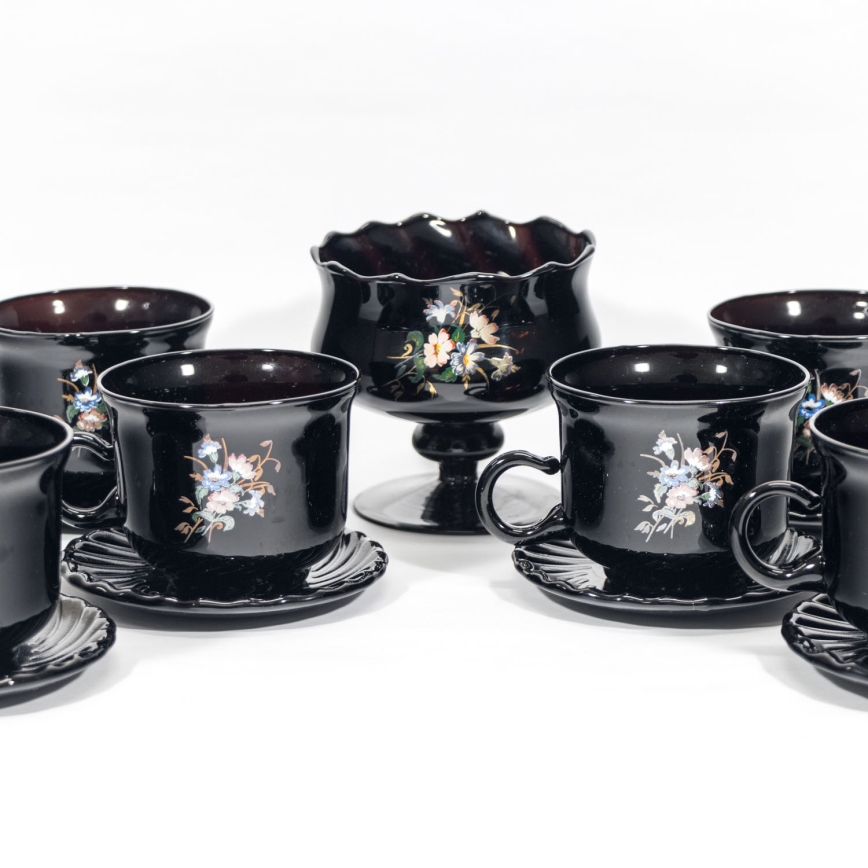 Zestaw 6x szklanek z podstawkami i 1x czarny cukierniczka