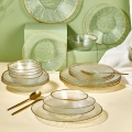 Zestaw obiadowy 24 części — przezroczyste szkło ze złotymi akcentami