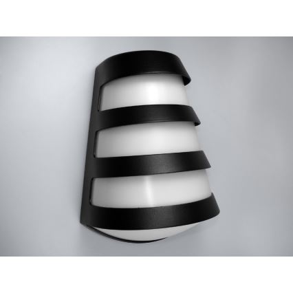 Zewnętrzny kinkiet LED HAGENAL LED/10W/230V IP54 czarny