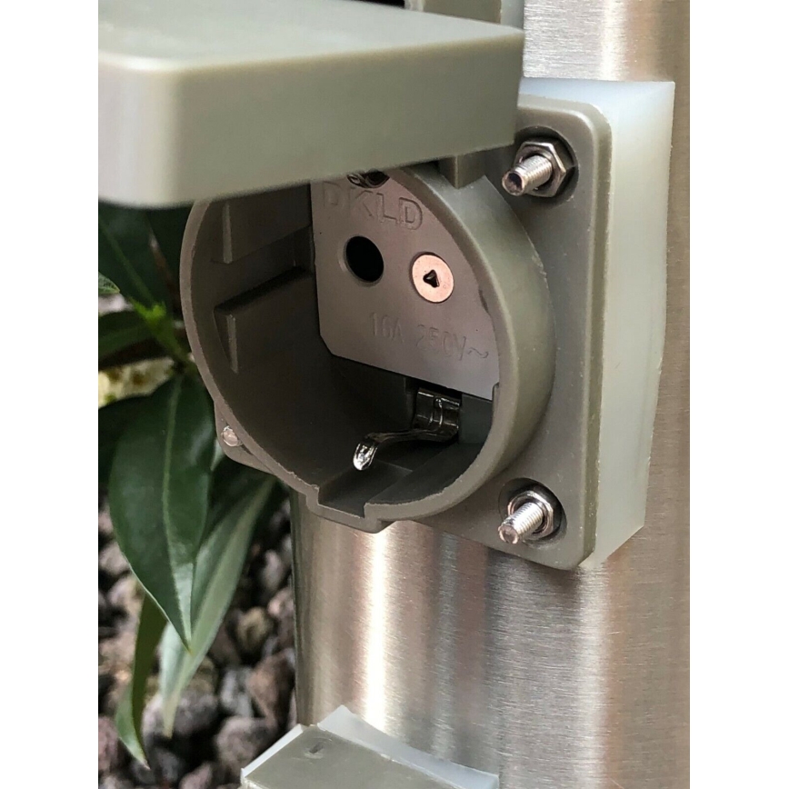 Zewnętrzny słupek zasilający SYDNEY 4Z SCHUKO 230V IP44