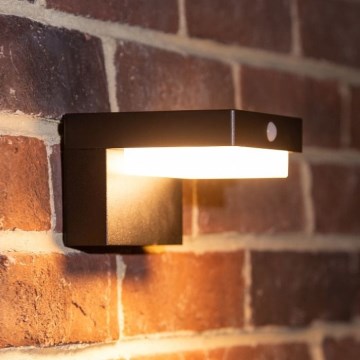 Zuma Line - LED Kinkiet solarny z czujnikiem ruchu i zmierzchu LED/4,5W/2000 mAh IP44 czarny